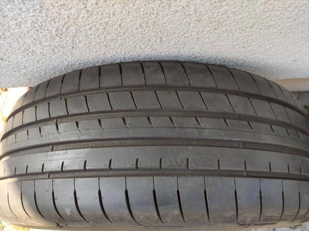 Goodyear Eagle F1 assymmetric 5 235/55 R18 nyári gumi