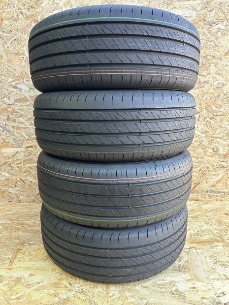 Goodyear Efficent Grip Performance 2 ny�ri 215/55 R17 94 W TL 2025