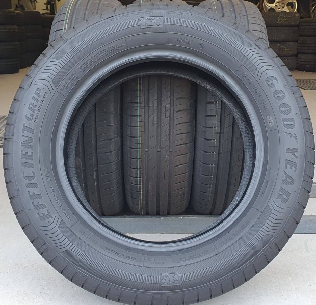 Goodyear Efficientgrip 185/65 R15 �j/dem� ny�ri gumi 4db 2025. /G417