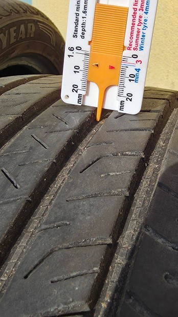 Goodyear Efficientgrip Performance SUV ny�ri gumi 225/55 R18, 6+mm