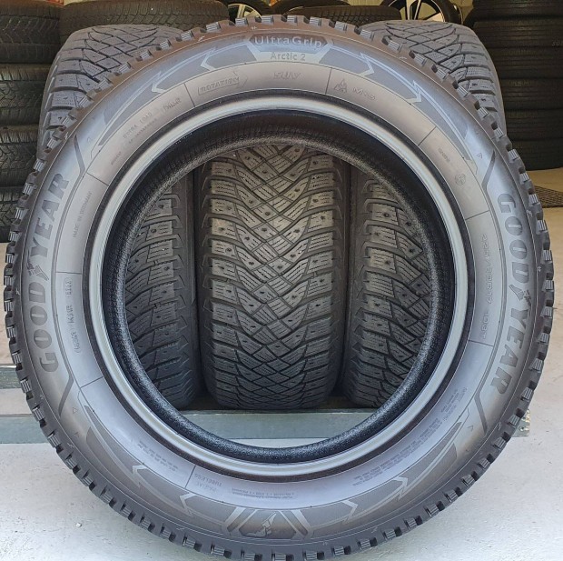 Goodyear Ultragrip 225/60 R17 jszer tli gumi 4db 2022. /T138