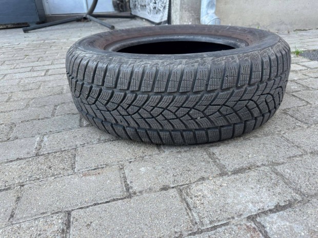 Goodyear Ultragrip Performance 215/65 R16 kitn llapotban