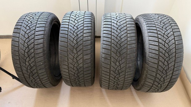 Goodyear Ultragrip Performance+ 225/45 R17 91H téli gumi 4 db