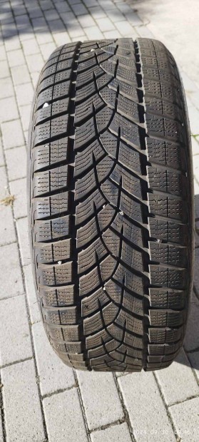 Goodyear Ultragrip Perormance + tli gumi, 4 db hasznlt