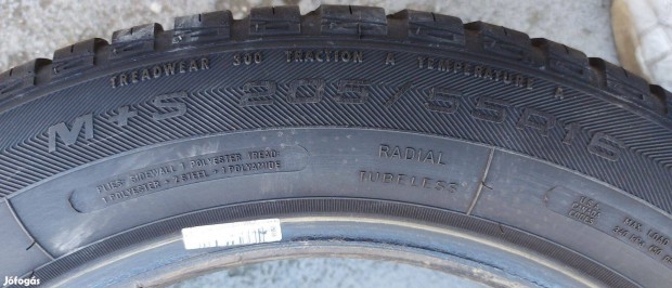 Goodyear Vector 4seasons 205/55 R16 94V gumi