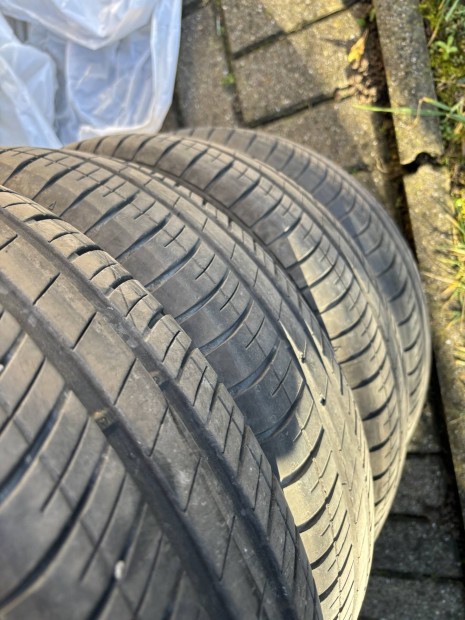 Goodyear efficent 165/65 r15 nyari 70%