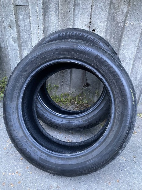 Goodyear efficient grip Performance 215/55 r17 nyri gumi