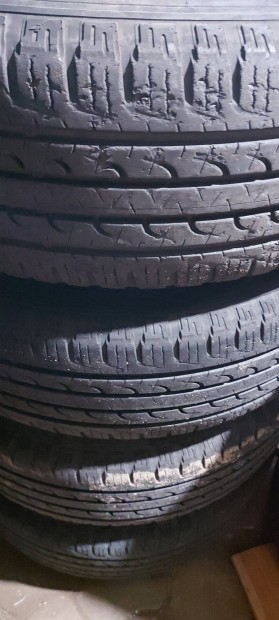 Goodyear efficientgrip 225/65/17 4db