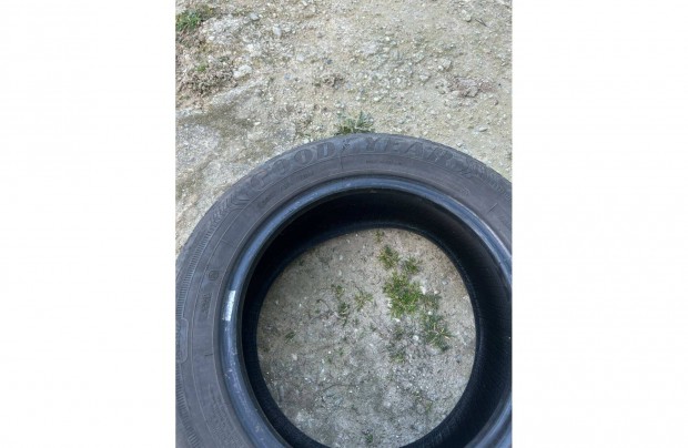Goodyear ny�ri gumi 185/60 R14 82H (4 db)