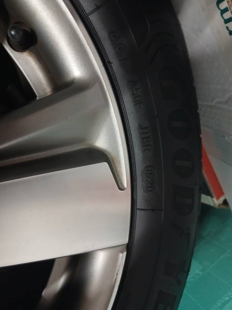 Goodyear nyri gumi 205/55 16"