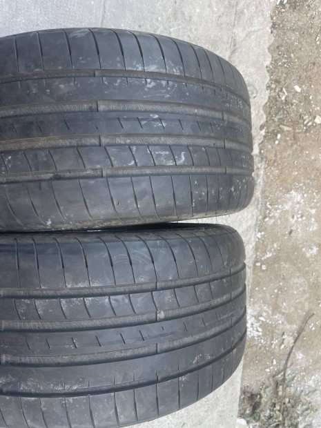 Goodyear nyri gumi