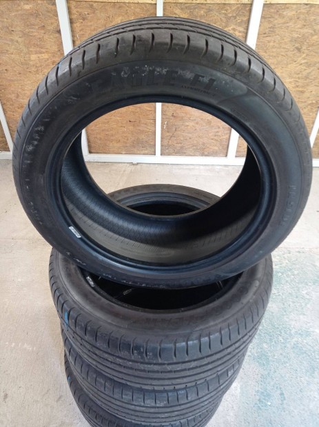 Goodyear nyri gumi