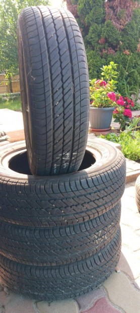 Goodyear téli autógumi 175/65R14 eladó