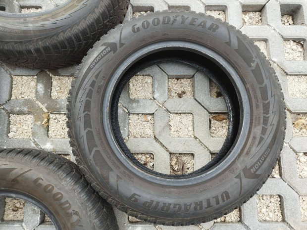 Goodyear tligumi 4 db (195/65 R15)