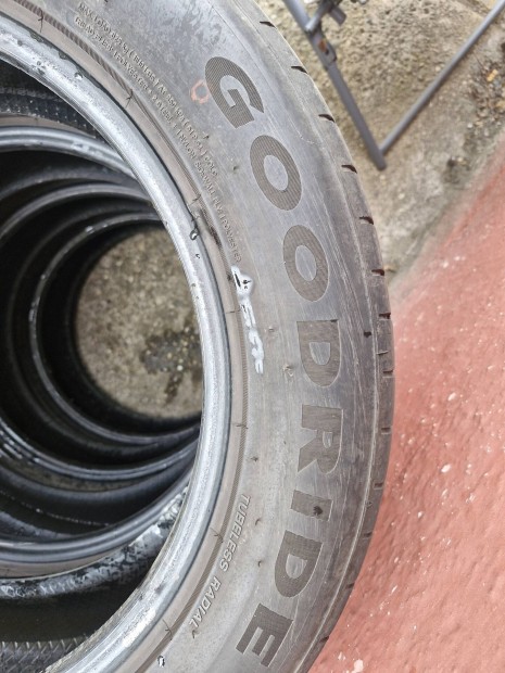 Googride Zuper Eco 225/55 R17 garnitúra