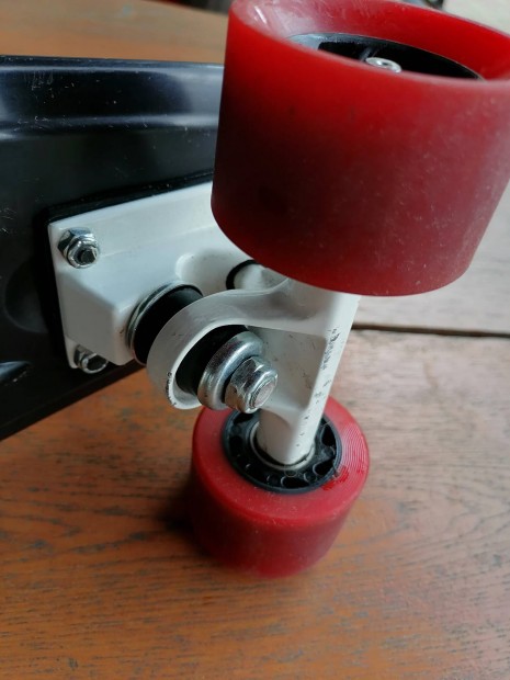 Gördeszka (pennyboard) eladó
