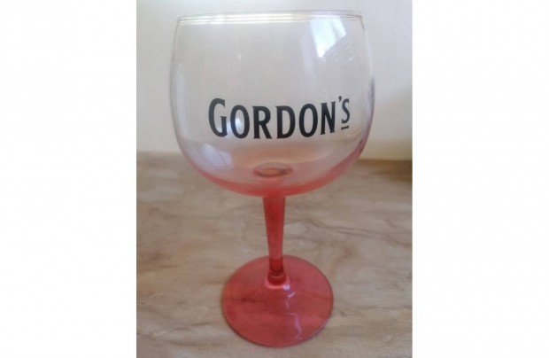 Gordons gin pohr elad!