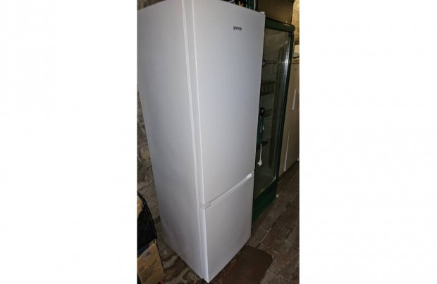 Gorenje 326 literes hűtőszekrény fagyasztó garanciával