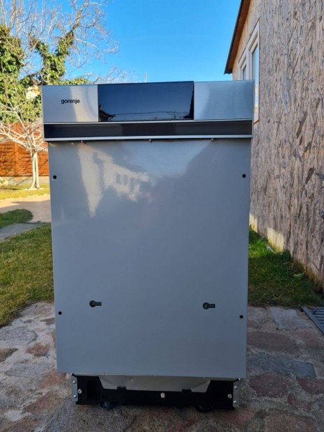 Gorenje A+++ inox digitális beépíthetó 9 terítékes mosogatógép(45 cm s