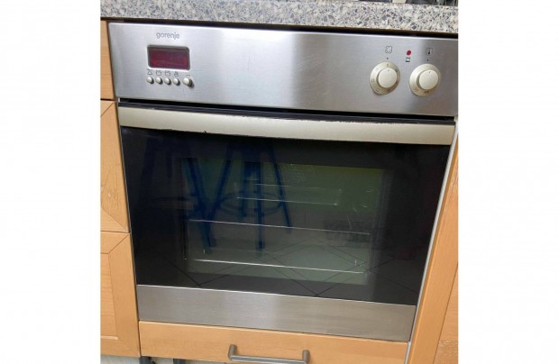 Gorenje légkeveréses beépíthető sütő