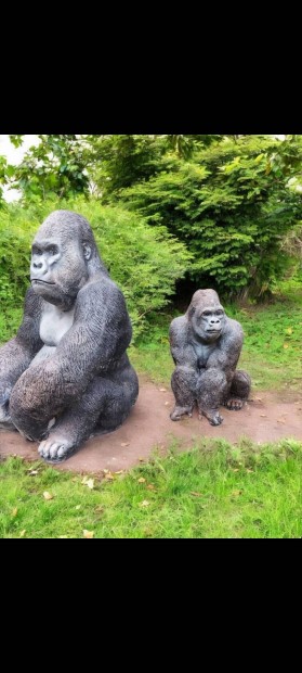 Gorilla szobor...