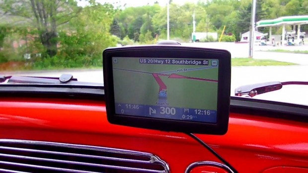 Gps, Navigci frissts, szoftverezs