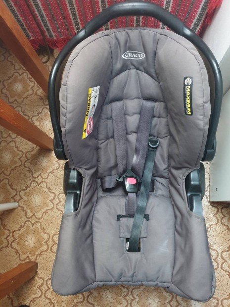 Graco, szürke autósülés és babahordozó eladó Xl.ker