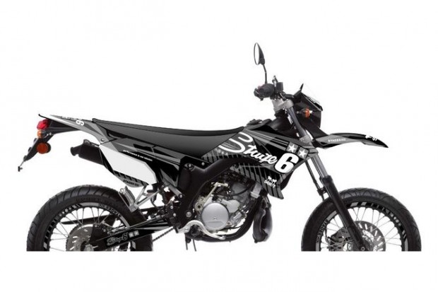 Grafikai k�szlet Yamaha DT 50 Stage6 fekete