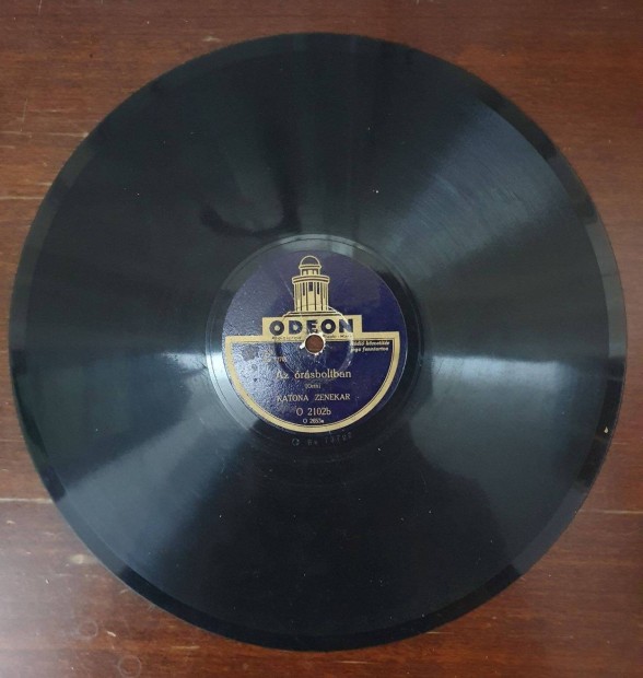 Gramofon lemez, Az ólomkatonák díszmenete/Az órásboltban