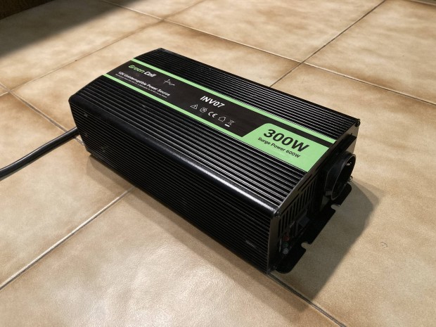 Green Cell 12V UPS sznetmentes tp inverter INV07 - tiszta szinuszos