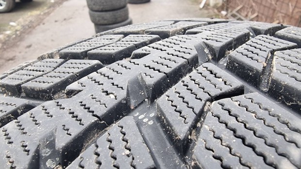 Green-Max t�ligumi garnit�ra 265/60 R18