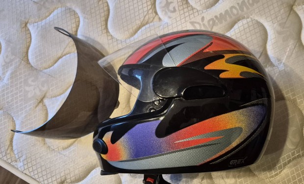 Grex buk�sisak elad�!