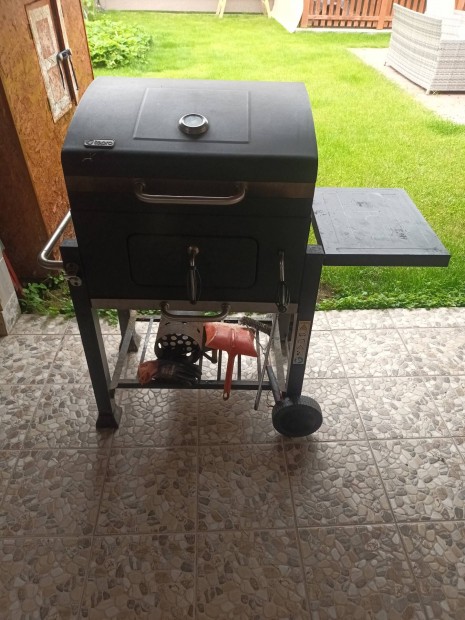Grilkocsi grillez