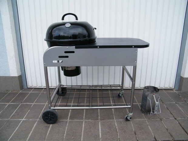 Grillkocsi faszenes asztallal