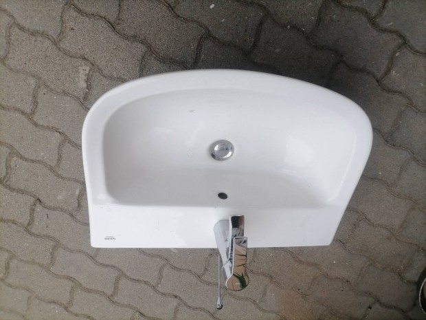 Grohe mosd, Ravak csappal autmata leeresztvel. 