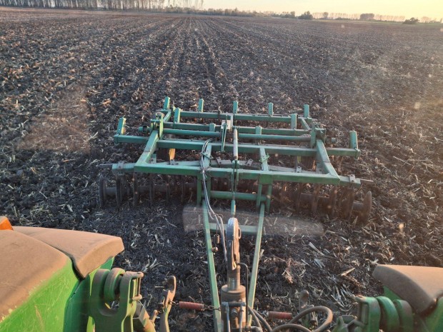 Grber, John Deere grber 4 mter!