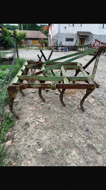 Gruber eladó