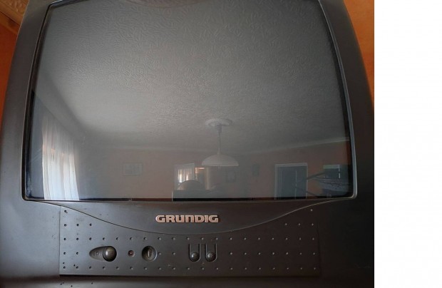 Grundig 51 cm szines TV