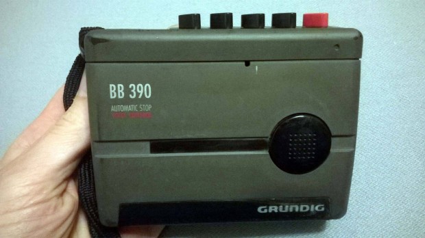 Grundig BB 390 kazetta felvevő-lejátszó diktafon / walkman