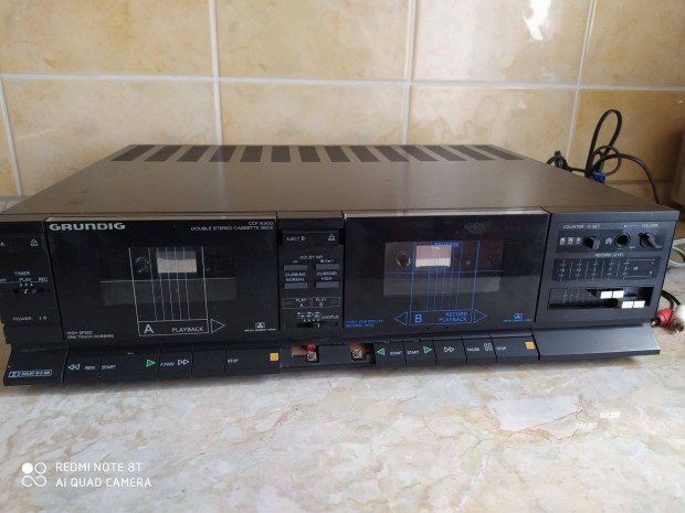 Grundig CCF8300 magndeck hibs llapotban