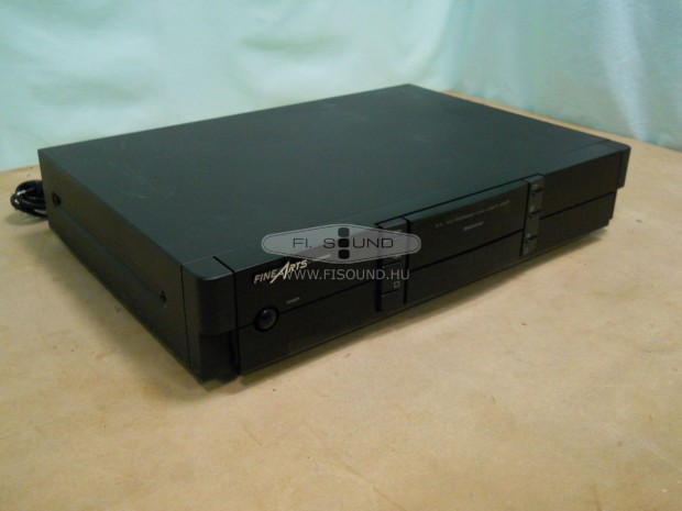 Grundig Finearts CF4 ,3 fejes 2 kazettás magnó deck