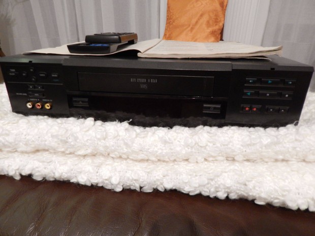Grundig GV 450 VPT S- VHS HI-FI Video recorder javtand !!