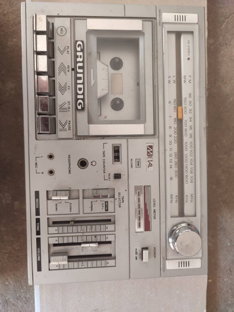 Grundig PC-5022 rdis magn.