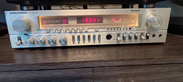 Grundig R 3000 receiver