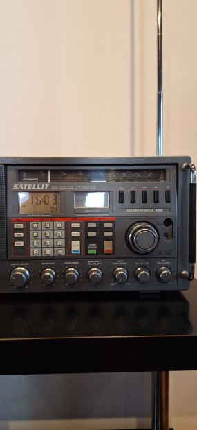 Grundig Satellit 650