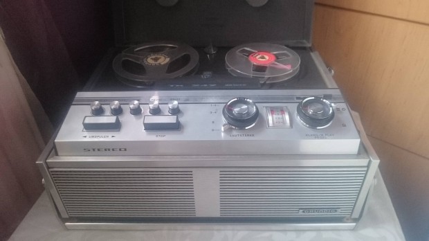 Grundig TK 247 De Luxe vintage retro orsós magnó