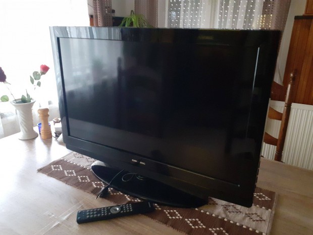 Grundig TV 80 cm kptl