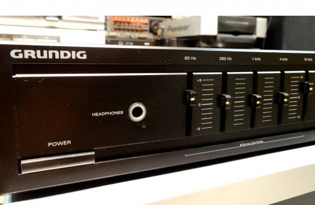 Grundig V 4200 erst