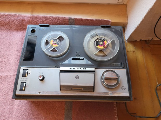 Grundig ZK 140 magnetofon