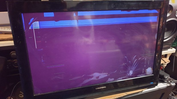 Grundig lcd tv eladó (képernyőhibás)